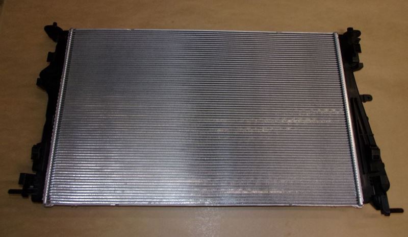 Chłodnica wody Renault Megane IV