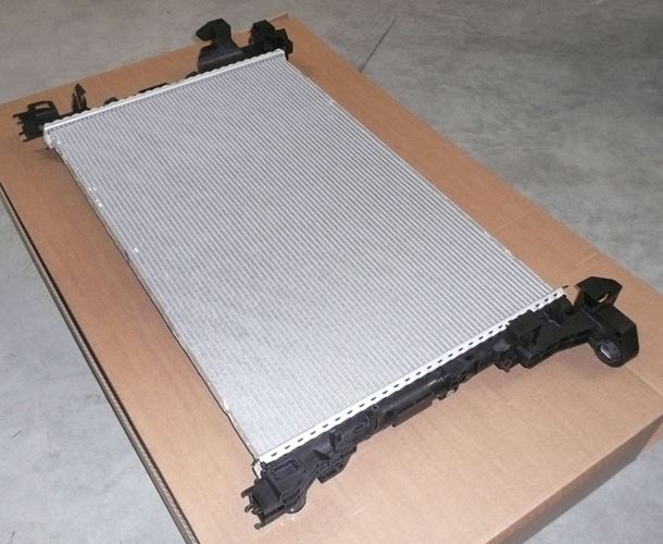 Chłodnica wody Renault Trafic III 1.6 Dci