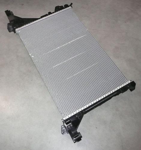 Chłodnica wody Renault Master III