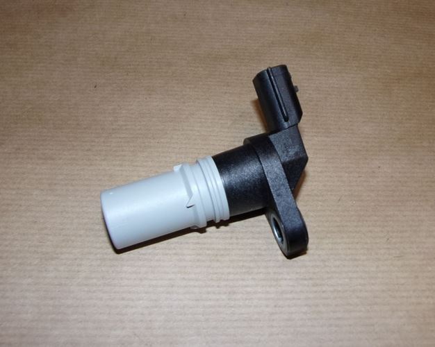 Czujnik położenia wału korbowego Renault Clio III 1.4 Tce