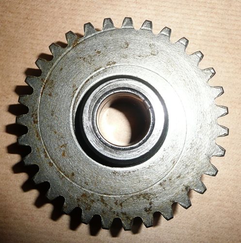 Koło zębate wstecznego biegu BE4