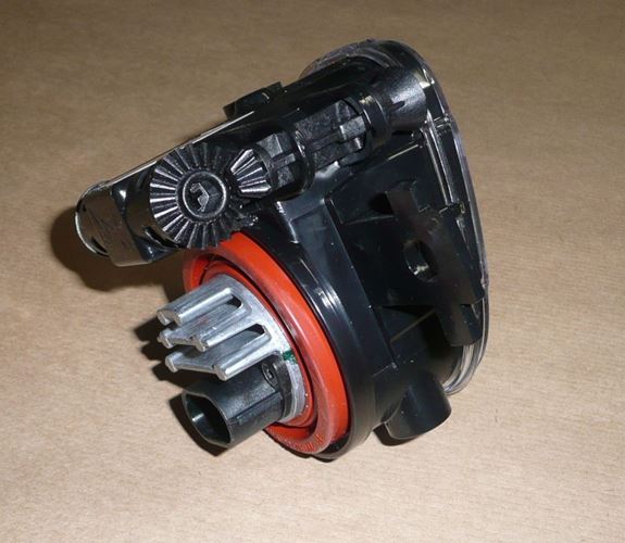 Lampa przeciwmgłowa LED Renault Clio V prawa
