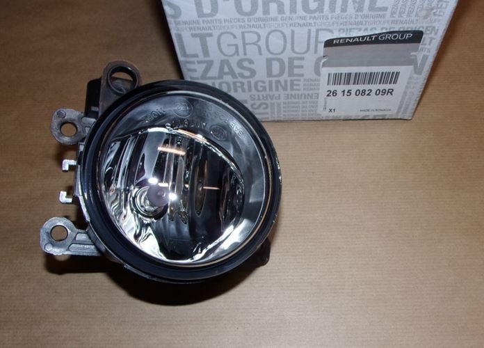 Lampa przeciwmgłowa Renault Clio IV