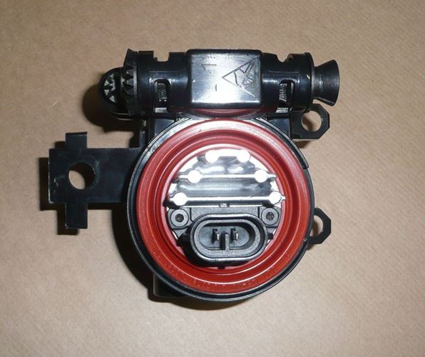 Lampa przeciwmgłowa LED Renault Clio V lewa