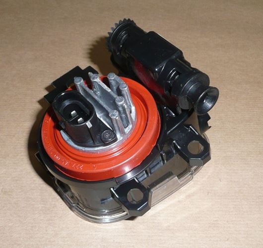 Lampa przeciwmgłowa LED Renault Clio V lewa