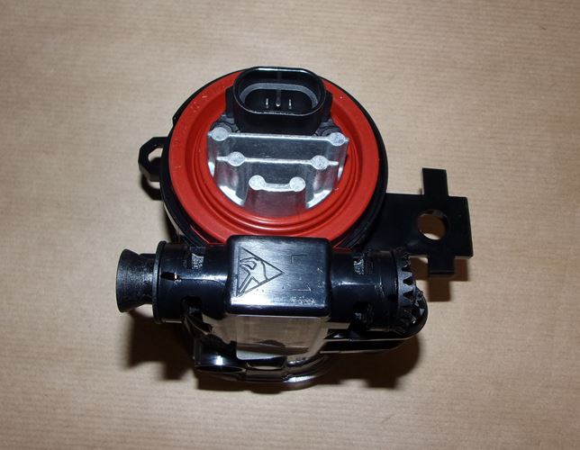 Lampa przeciwmgłowa LED Renault Clio V lewa