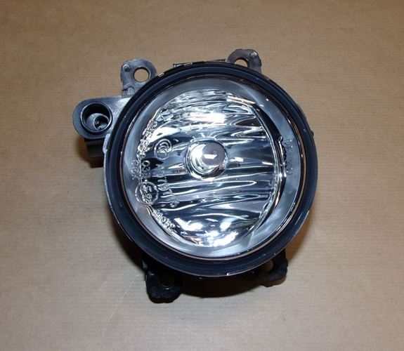 Lampa przeciwmgłowa Renault Clio IV lewa