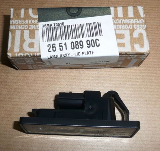 Lampa tablicy rejestracyjnej Renault Trafic III