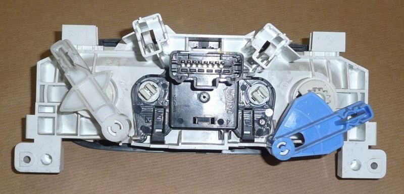 Panel sterowania nawiewu Renault Trafic III