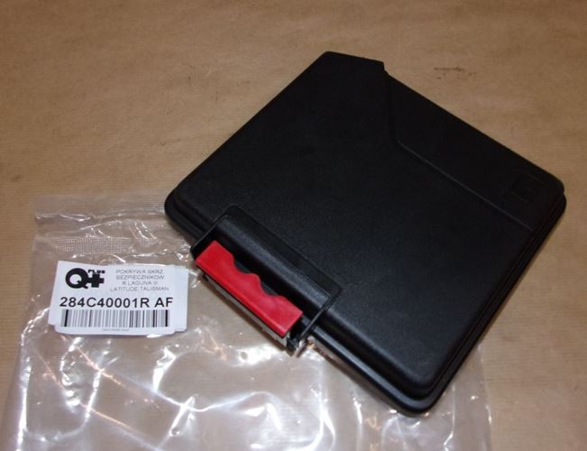 Pokrywa skrzynki bezpieczników Renault Laguna III Latitude