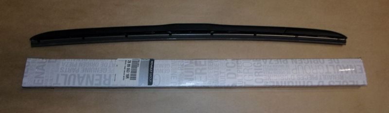 Pióro wycieraczki Renault Arkana 450 mm