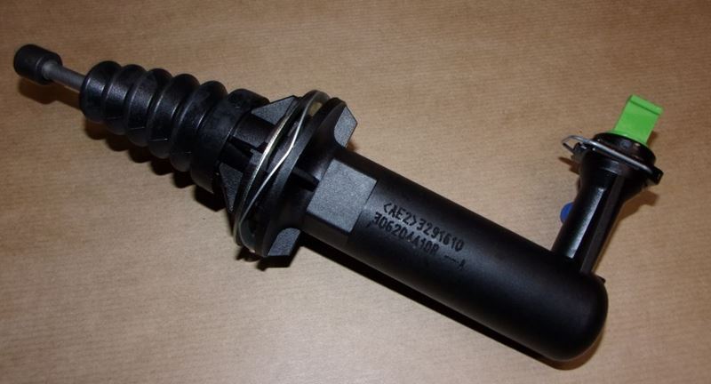 Pompa sprzęgła Renault Master III 2.3 Dci