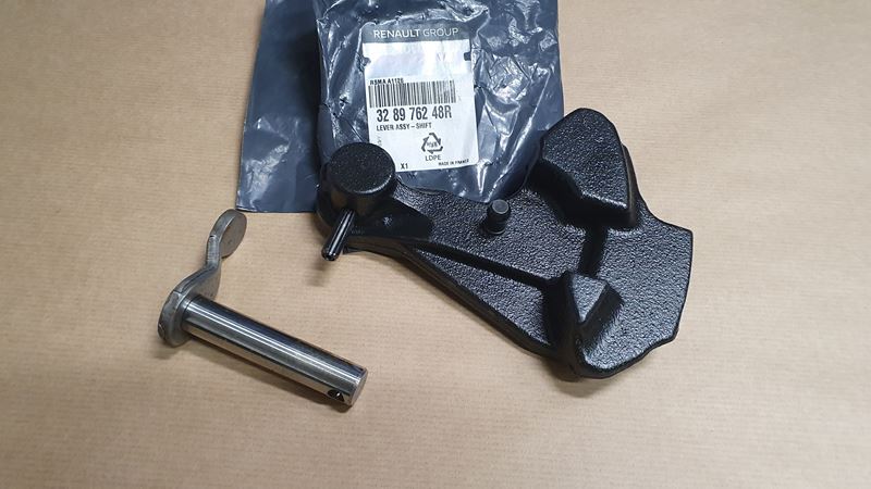 Wybierak skrzyni biegów Renault Master II