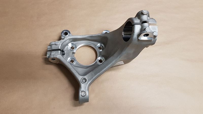 Zwrotnica Renault Austral przód prawa