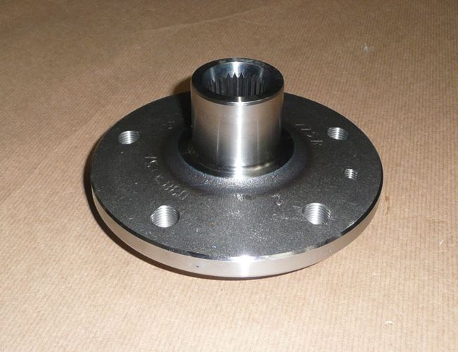 Piasta koła przód Renault Trafic II