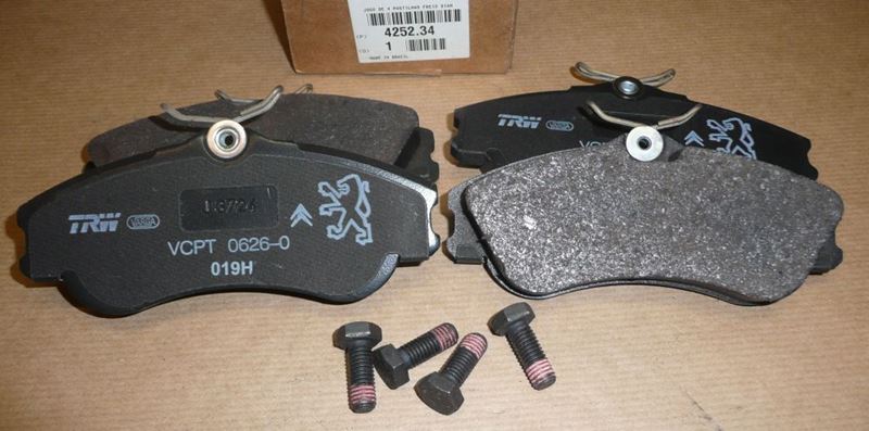 Klocki hamulcowe Citroen Berlingo 1.4 2.0 Hdi Girling