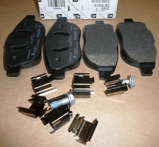 Klocki hamulcowe Citroen C4 Peugeot 307 1.4 1.6i BSC