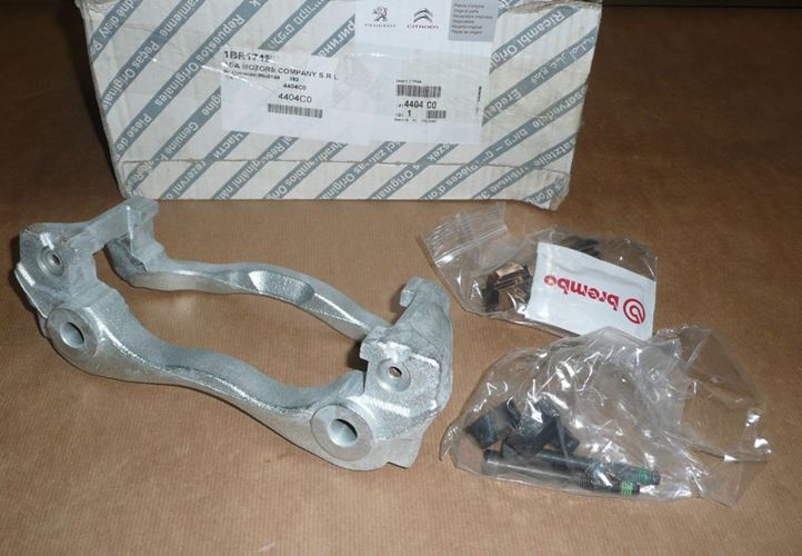 Jarzmo zacisku Peugeot Boxer III przód