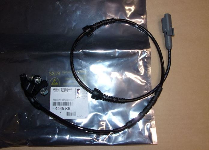 Czujnik ABS Peugeot 308 3008 tył