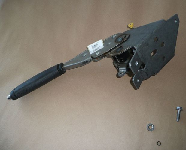 Mechanizm hamulca ręcznego Citroen C5 III