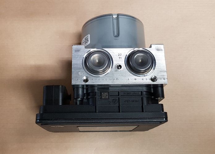 Pompa hamulcowa ABS Renault Trafic III 1.6 Dci