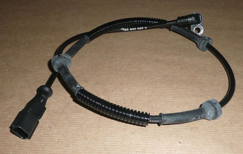 Czujnik ABS Renault Trafic III przód