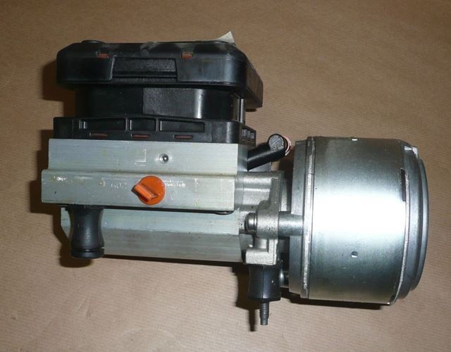 Pompa hydrauliczna Citroen C5 III 2.2 Hdi