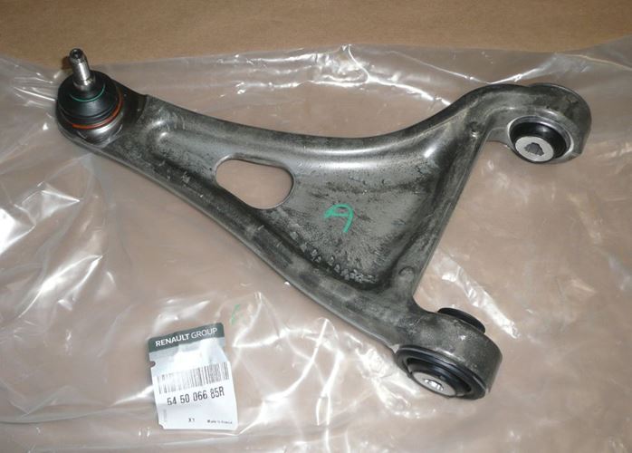 Wahacz Renault Twingo II prawy