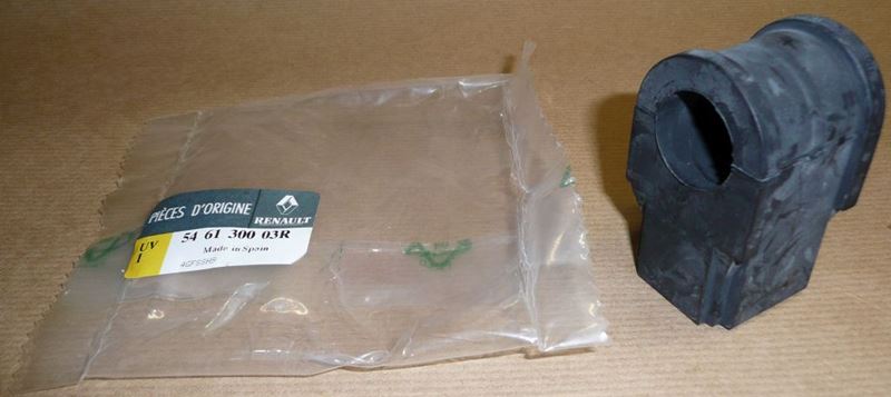 Tuleja stabilizatora Renault Laguna III
