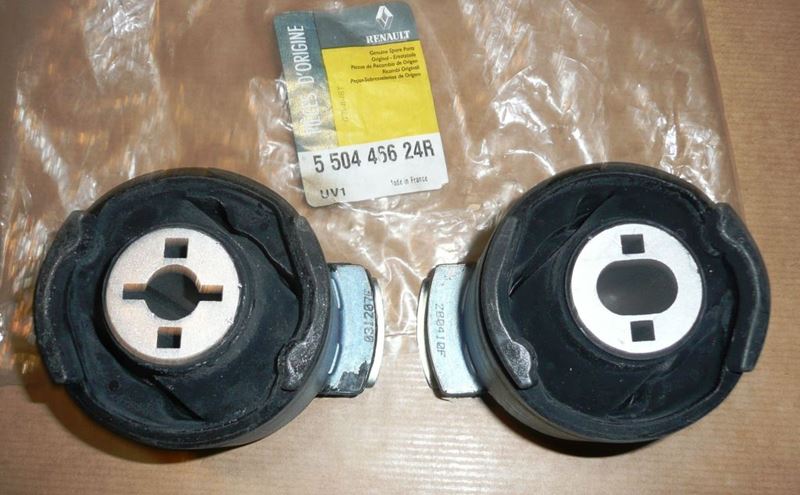 Tuleja tylnej belki Renault Laguna III kpl.