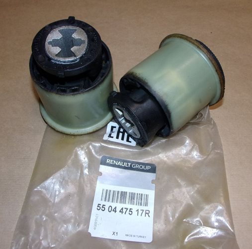 Tuleja tylnej belki Renault Megane III 2 szt.