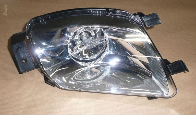 Lampa przeciwmgłowa Peugeot 308 prawa