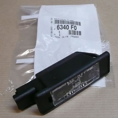 Lampa tablicy rejestracyjnej Citroen DS3 Citroen DS5 Peugeot 301 Peugeot 308 Peugeot 207