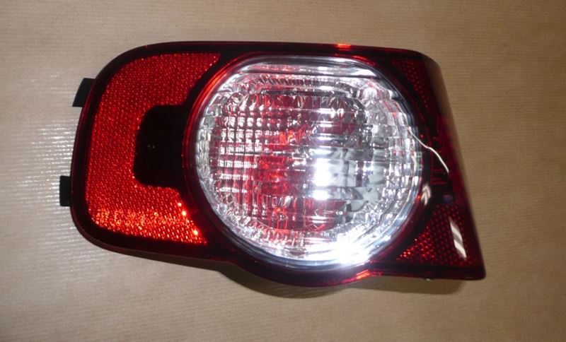 Lampa przeciwmgłowa Citroen C3 Picasso tył lewa