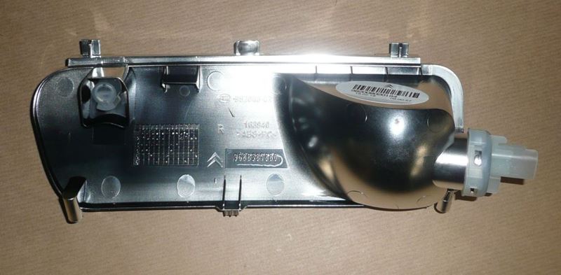 Lampka zderzaka Citroen C4 Picasso tył prawa