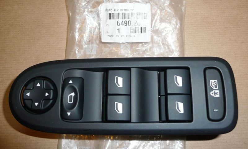 Przycisk podnoszenia i opuszczania szyb Peugeot 308