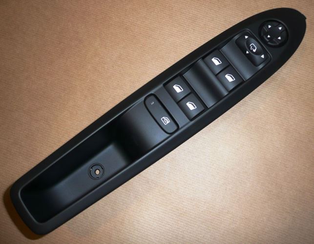 Przycisk podnoszenia i opuszczania szyb Citroen C4 II Ds4