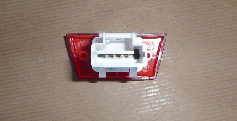 Włącznik świateł awaryjnych Citroen C1 Peugeot 107