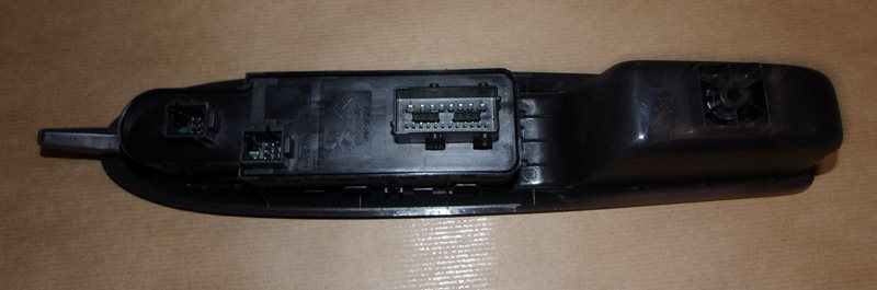 Przycisk podnoszenia i opuszczania szyb Citroen Ds4