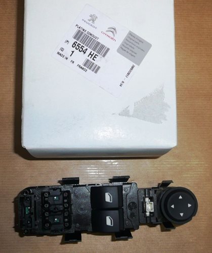 Przycisk podnoszenia i opuszczania szyb Citroen C4