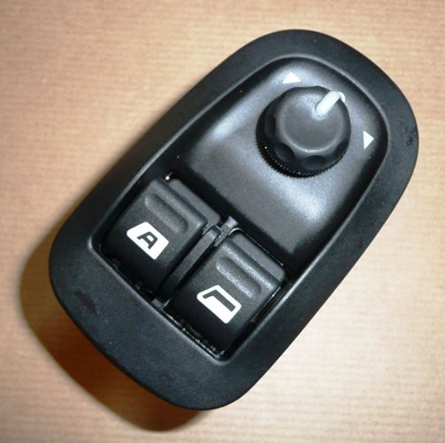 Przycisk podnoszenia i opuszczania szyb Citroen Jumpy Peugeot 206 306