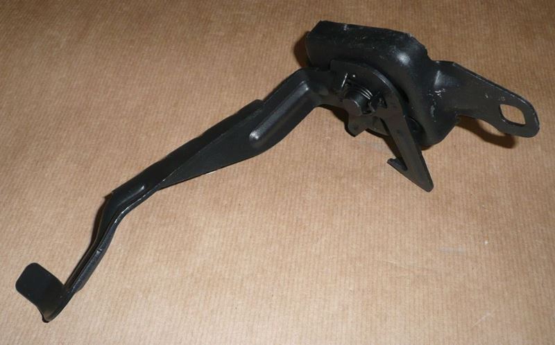 Zamek maski pokrywy silnika Renault Laguna III