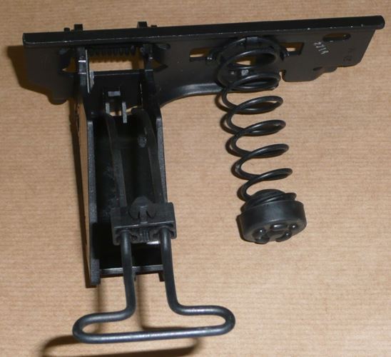 Zamek maski pokrywy silnika Renault Master III