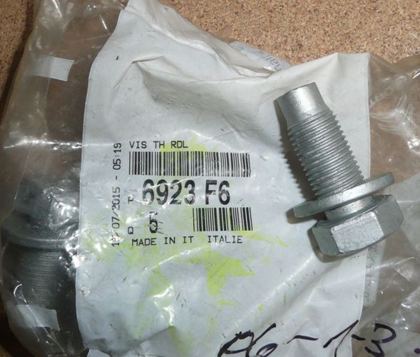 Śruba sworznia wahacza Citroen Jumper III