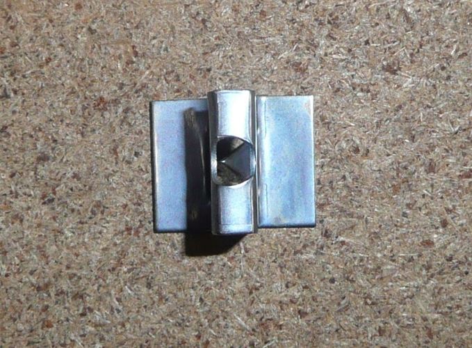 Spinka listwy zderzaka Citroen Xsara II