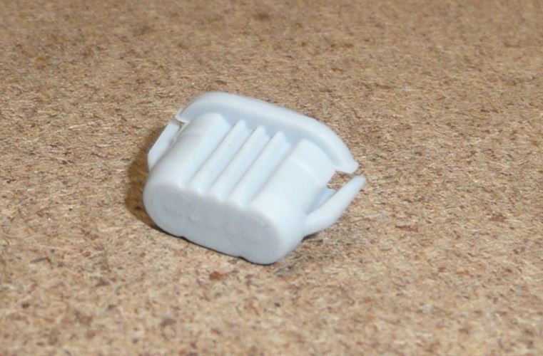 Zapinka zderzaka Citroen Berlingo III