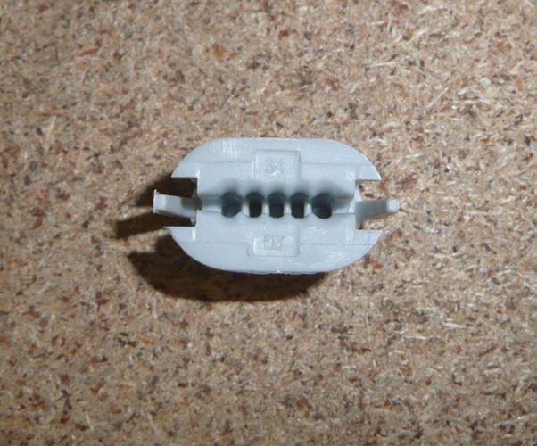 Zapinka zderzaka Citroen Berlingo III