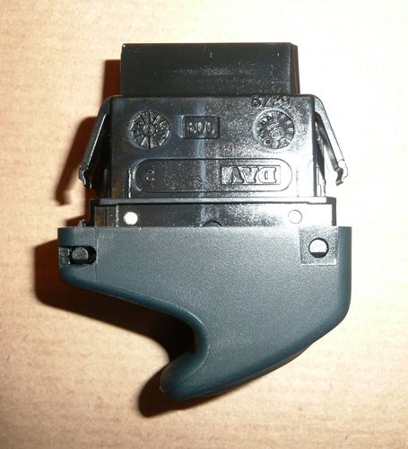 Przycisk podnoszenia i opuszczania szyb Renault Kangoo 6 pin