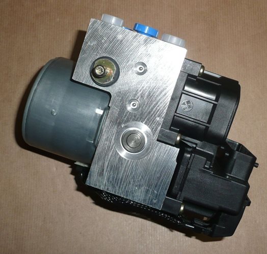 Pompa hamulcowa ABS Renault Kangoo 97-08