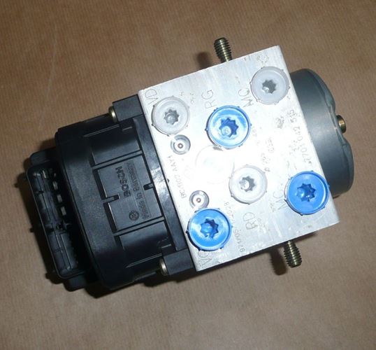Pompa hamulcowa ABS Renault Kangoo 97-08